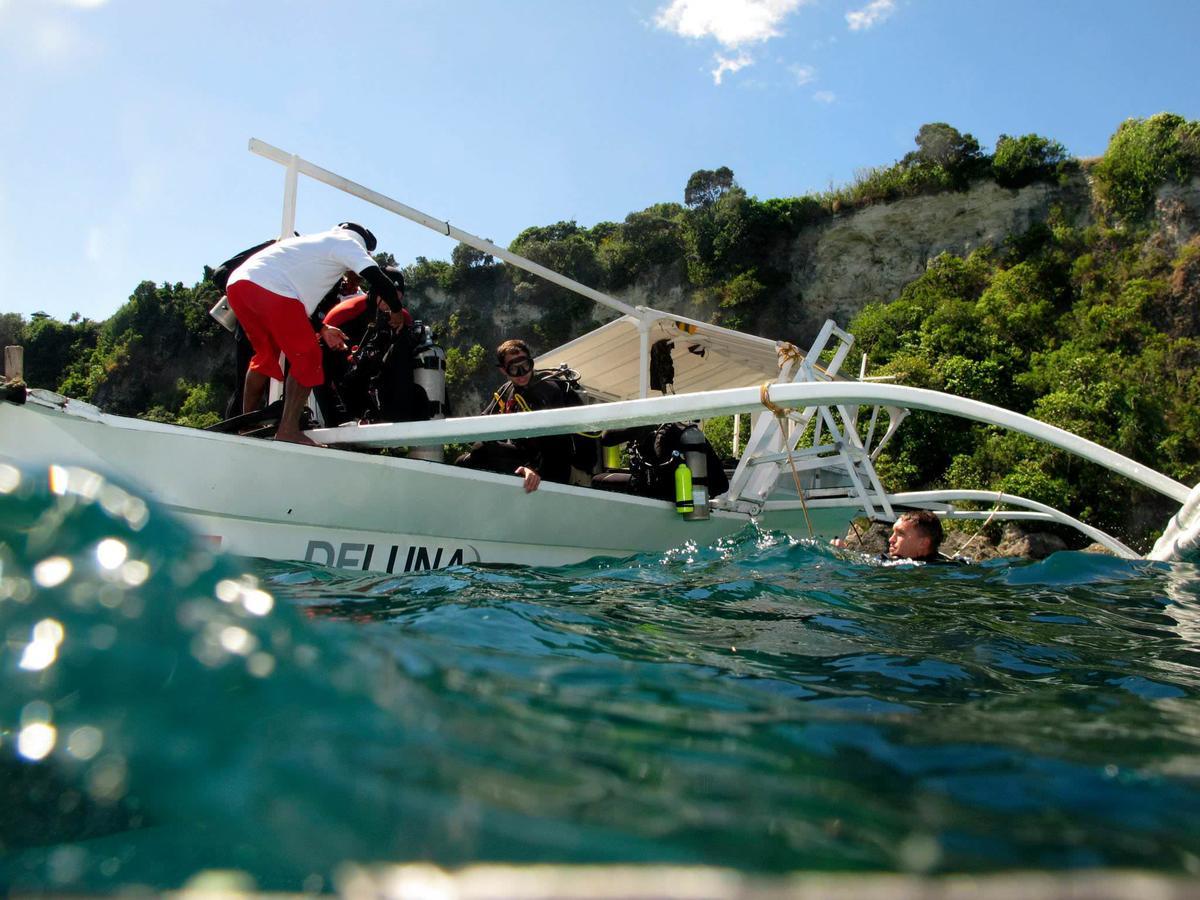 Deluna Diving Resort Puerto Galera Esterno foto